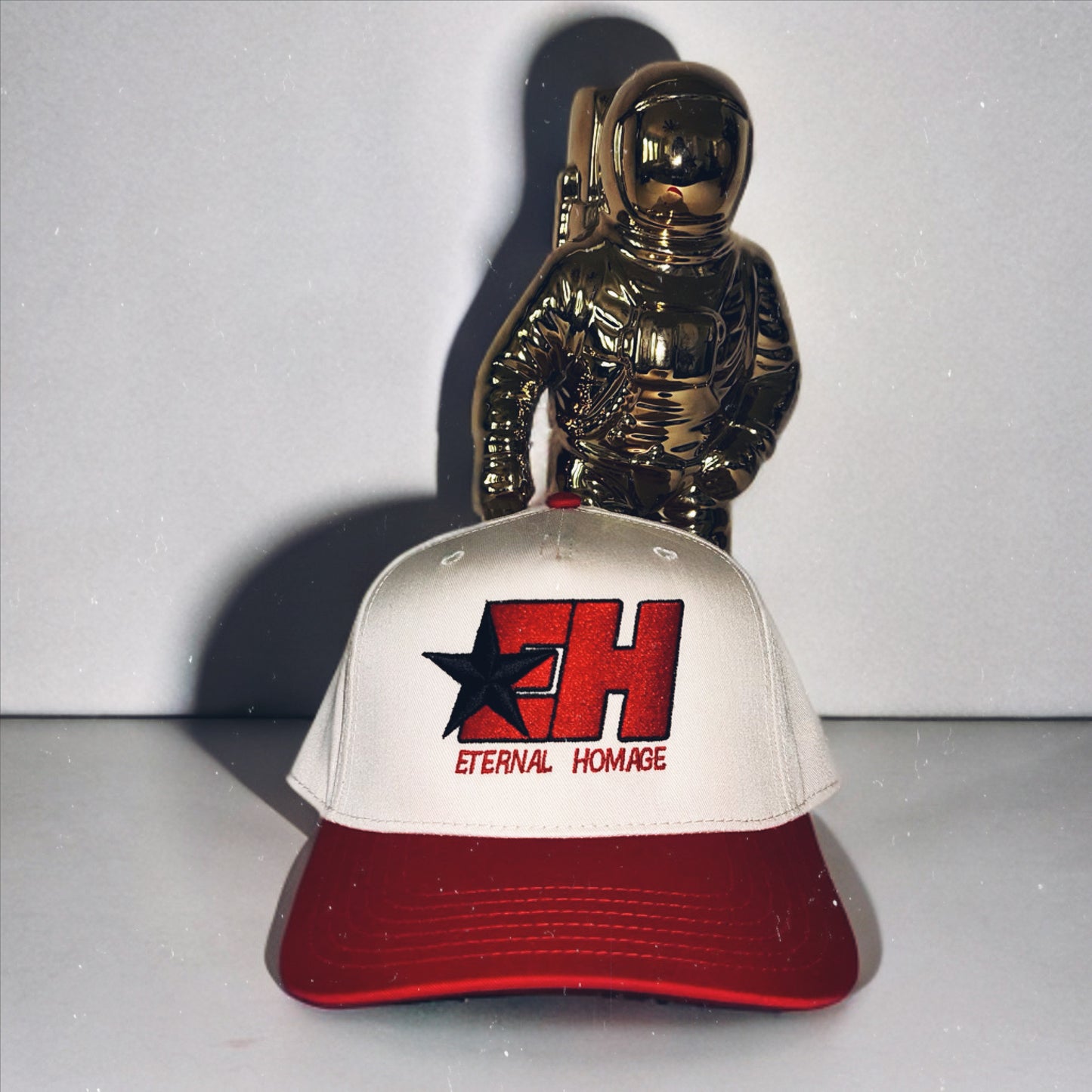 Eternal STAR SnapBack